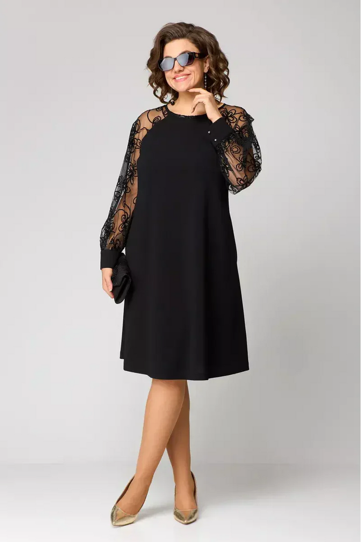 Carmen | Robe Noire avec Manches en Dentelle