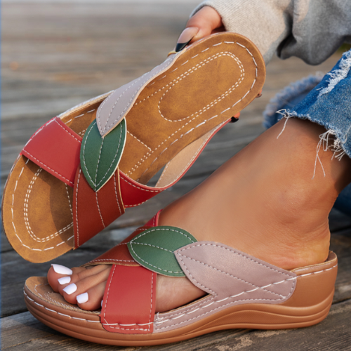 Petra | Sandales à Talon Compensé Slip-On avec Bout Ouvert