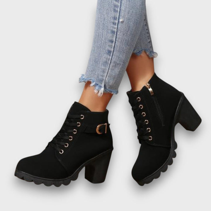 Aisha | Bottes Orthopédiques avec Boucle & Talon Chunky