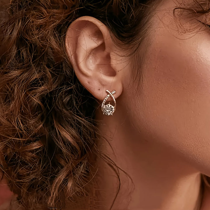 Boucles d'Oreilles à Clou avec Croix Dorée et Zircon
