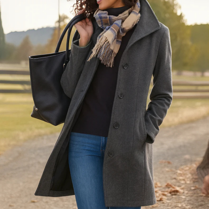 Isabela | Manteau Classique à Boutonnage Simple