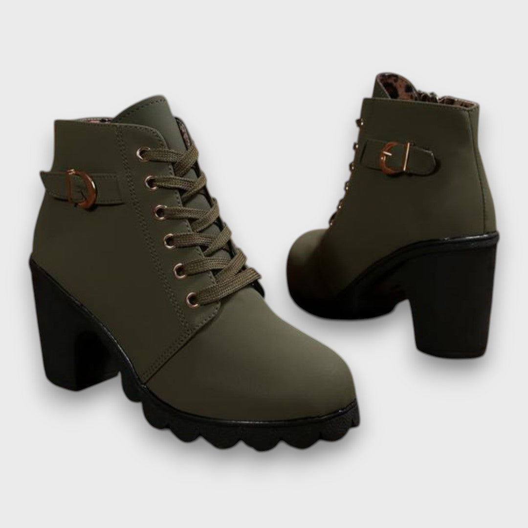 Aisha | Bottes Orthopédiques avec Boucle & Talon Chunky