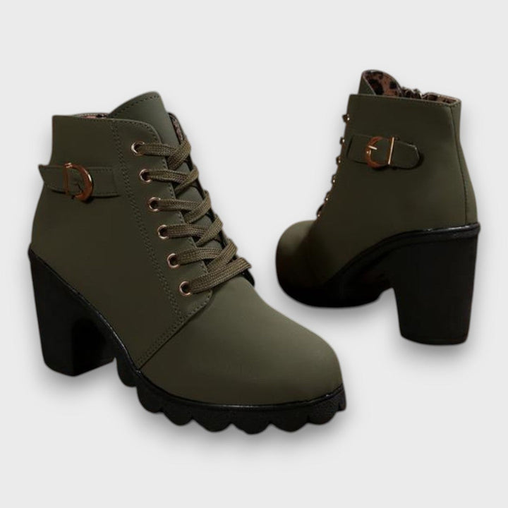 Aisha | Bottes Orthopédiques avec Boucle & Talon Chunky