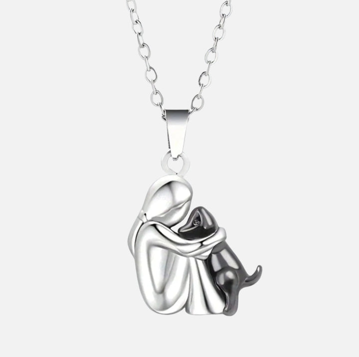 Olivia | Collier avec pendentif en forme de chien