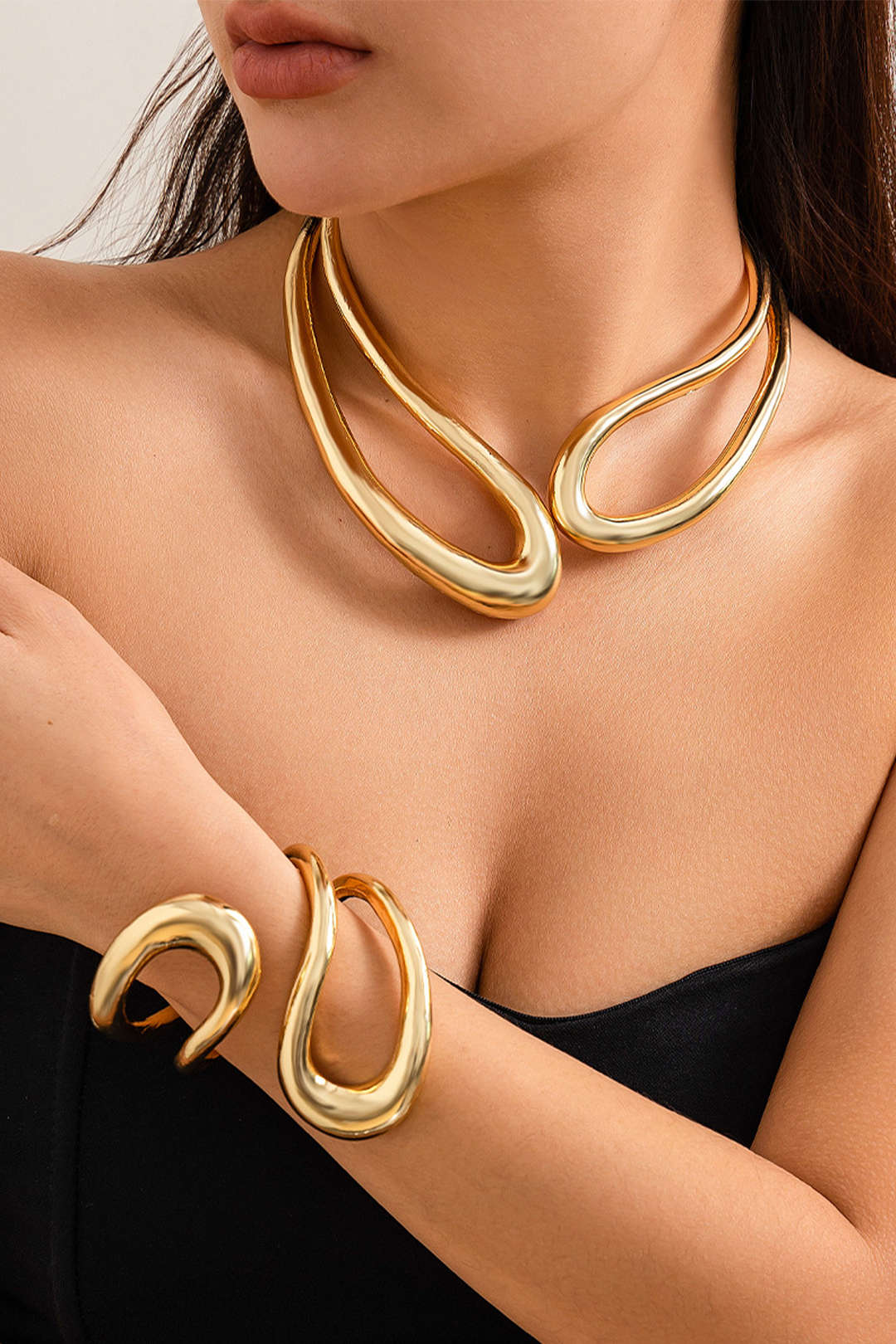 Collier Asymétrique Découpé