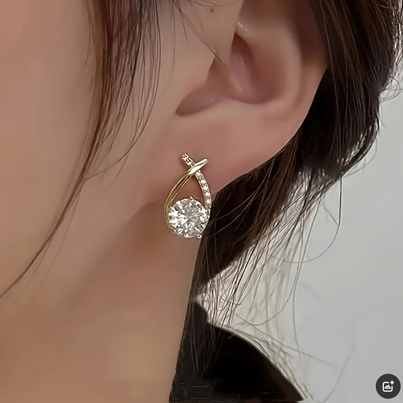 Boucles d'Oreilles à Clou avec Croix Dorée et Zircon