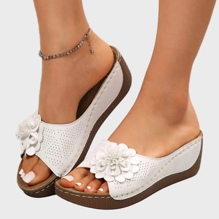 Flora | Sandales à Talon Compensé Slip-On à Bout Ouvert