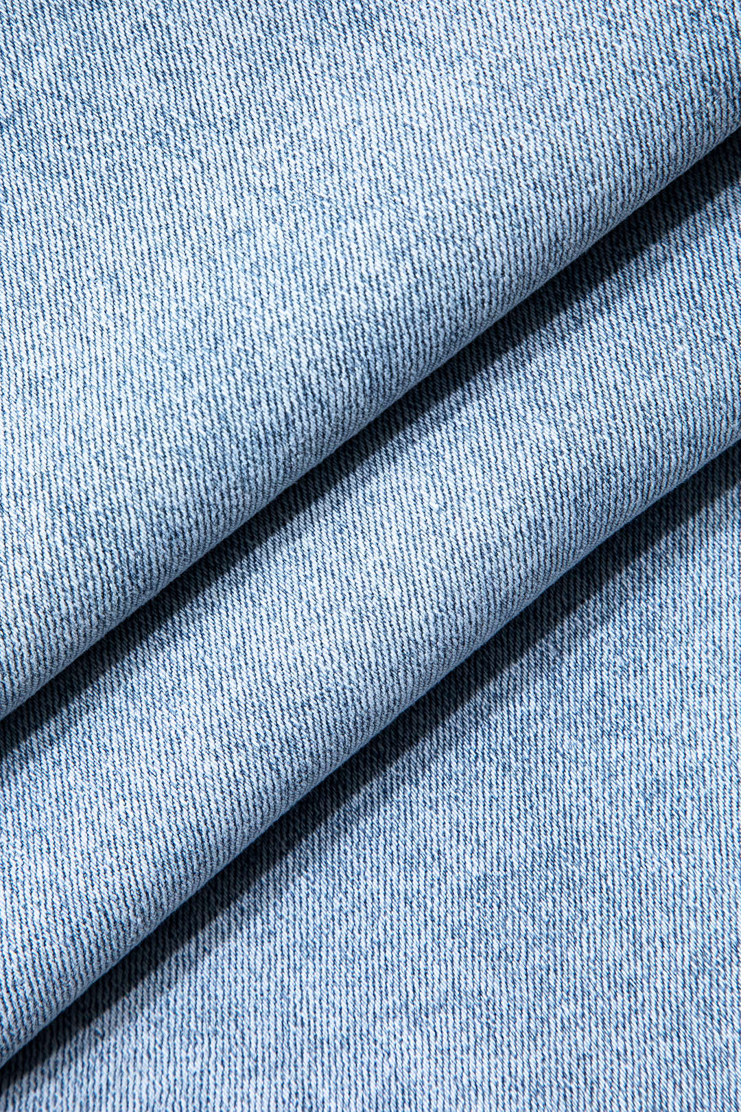 Evian | Jeans Ripped Straight-Leg avec Rhinestones