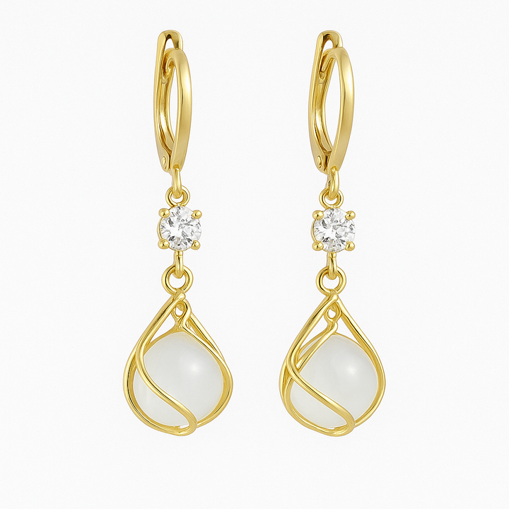 Boucles d'oreilles pendantes en opale blanche avec fil doré