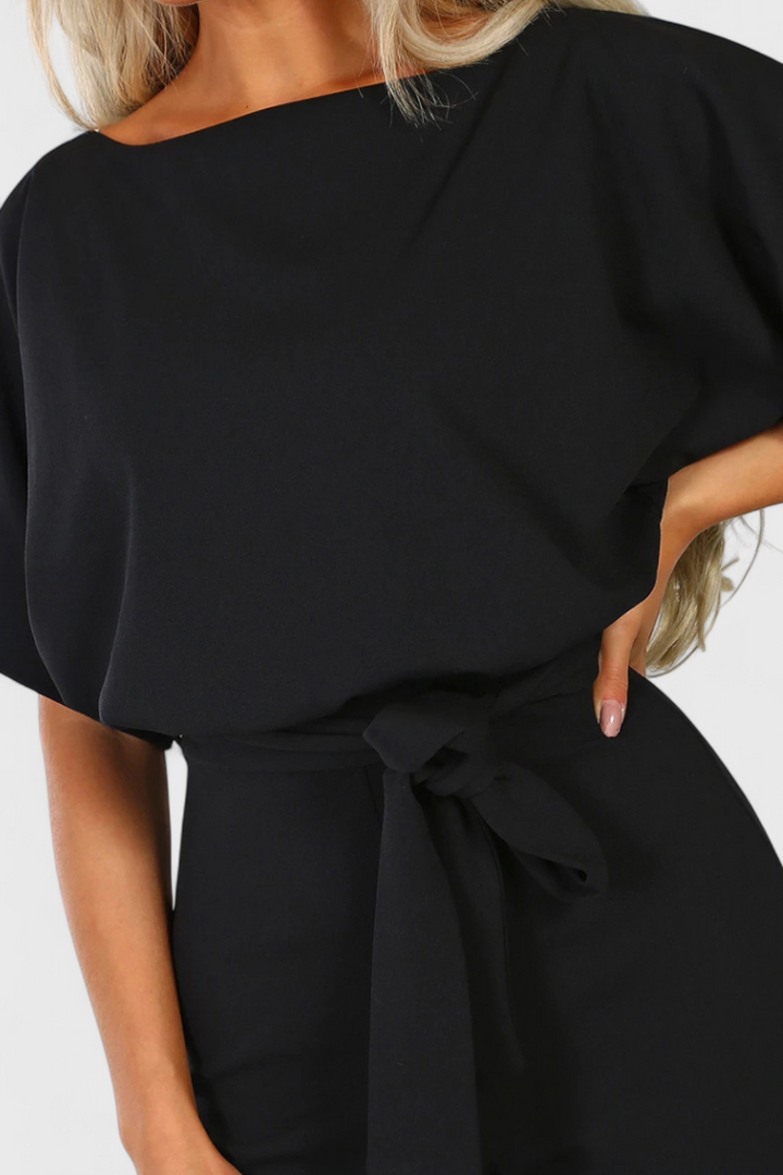 Evie | Mono Chic à Silhouette Fluide