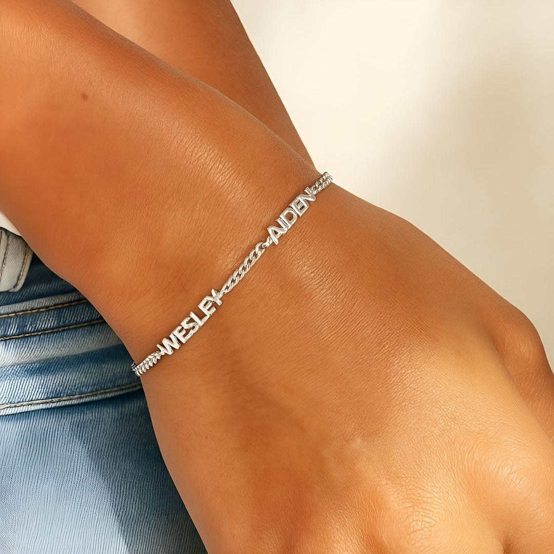 Prénia | Bracelet avec les noms de vos proches