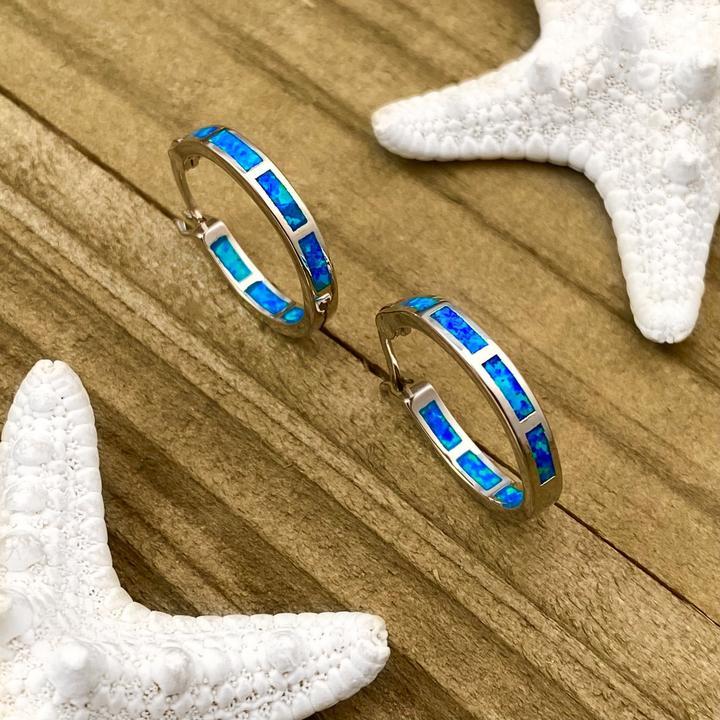 Boucles d'oreilles en forme de créoles avec opale et argent