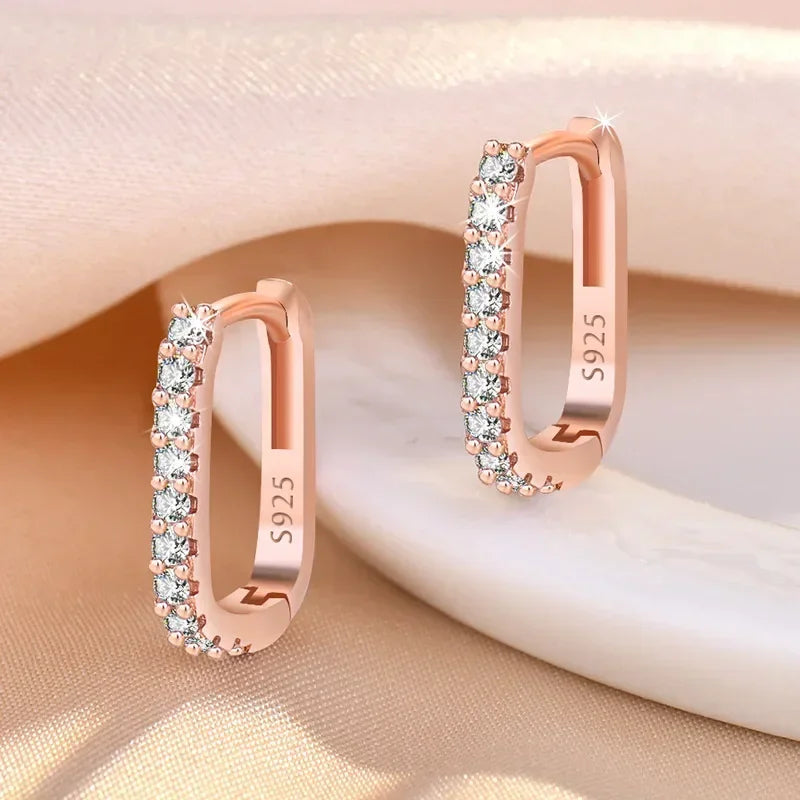 Boucles d'oreilles créoles sophistiquées