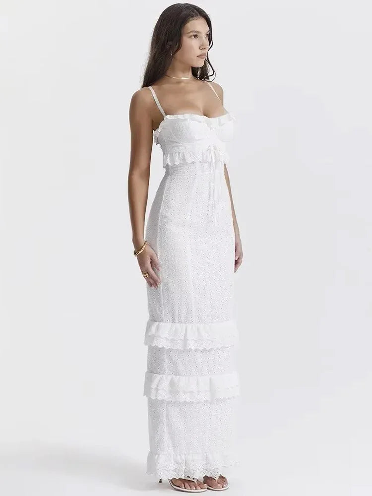 SELENE | ROBE LONGUE RÊVE BRODÉE EN DENTELLE
