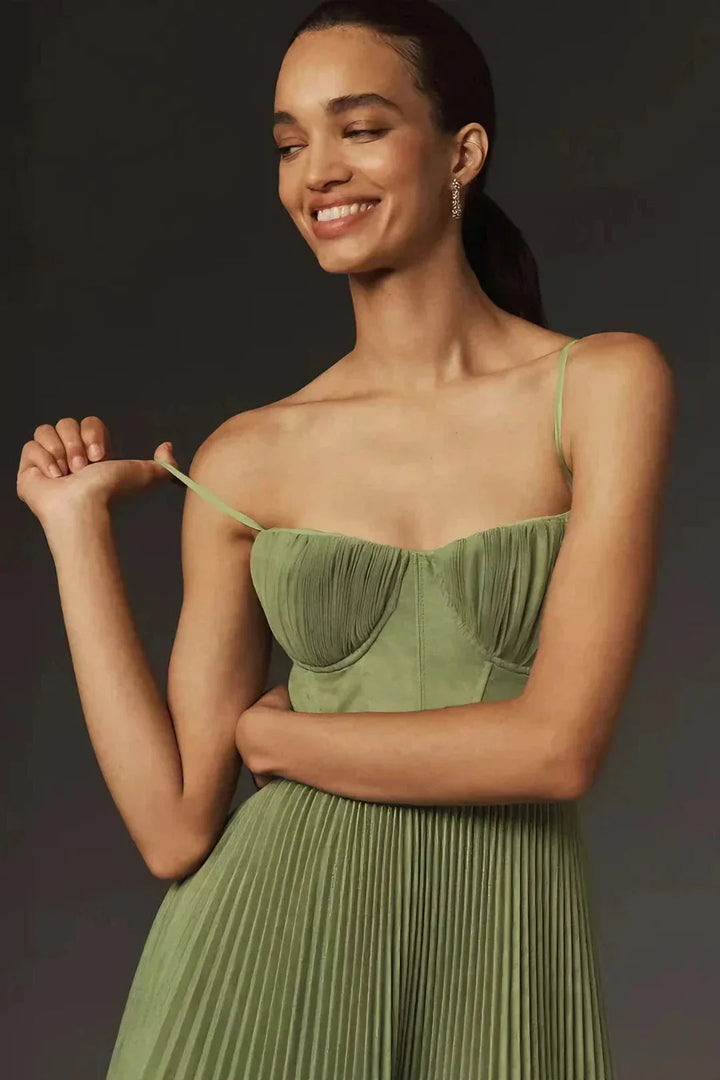 AMBER | ROBE EN TUL PLISSE AVEC DRAPÉ ASYMÉTRIQUE