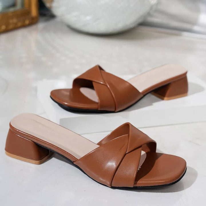Ava | Sandales Mule à Talon Bas avec Sangle Torsadée