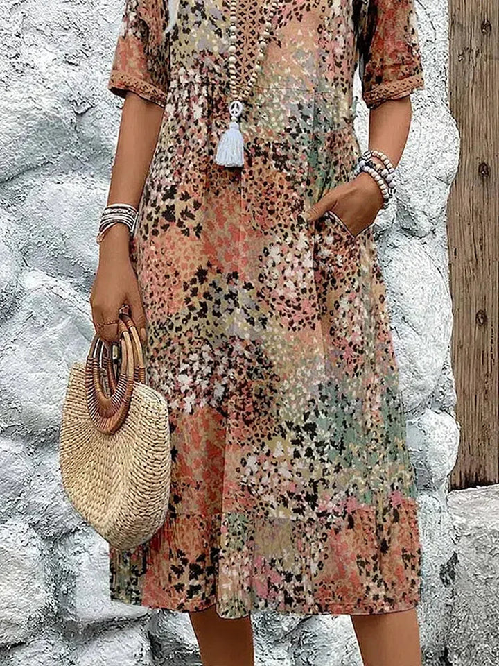 Victoria | Robe légère avec décolleté en V