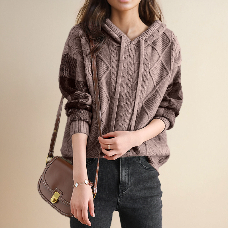 Emily | Sweat à Capuche en Tricot Cablé
