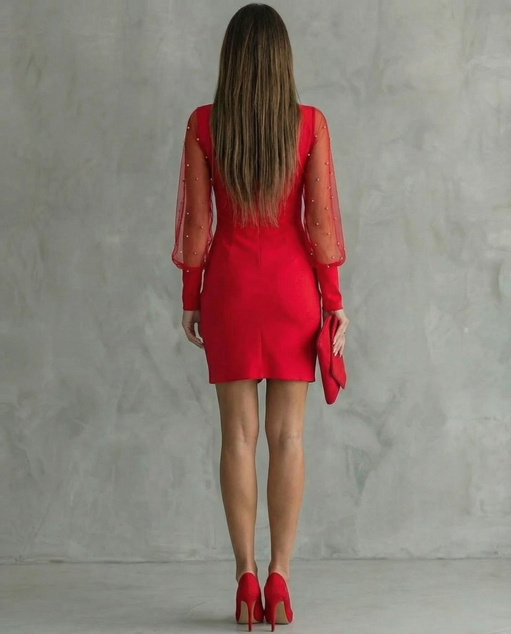 Alma | Robe à épaules dénudées et manches longues