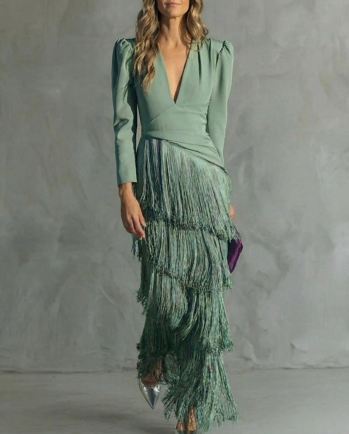 Clara | Robe élégante avec des manches à franges