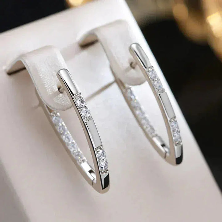 Boucles d'oreilles Sophistiquées avec Pierres de Zirconia